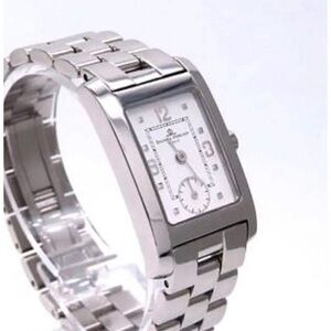 Baume & Mercier
X Tiffany & Co. Hampton Watch
